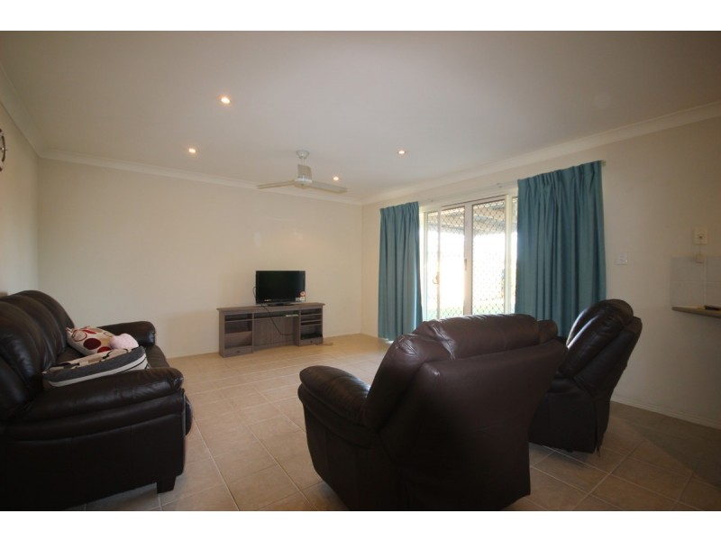 60 Kalbarri Street, Parkinson QLD 4115