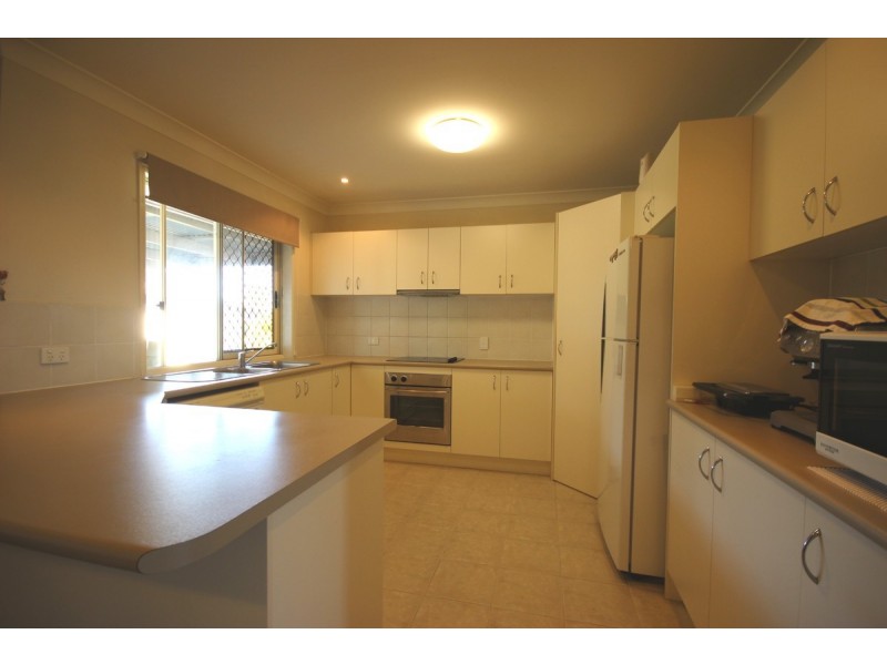 60 Kalbarri Street, Parkinson QLD 4115