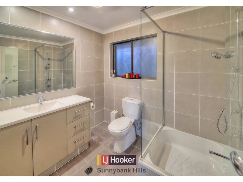 17 Dolomite Street, Runcorn QLD 4113