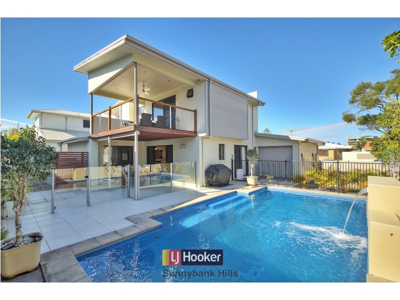 24 Compass Court, Raby Bay QLD 4163
