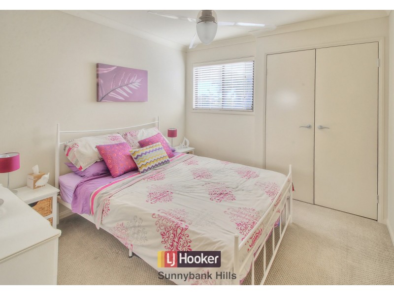 24 Compass Court, Raby Bay QLD 4163