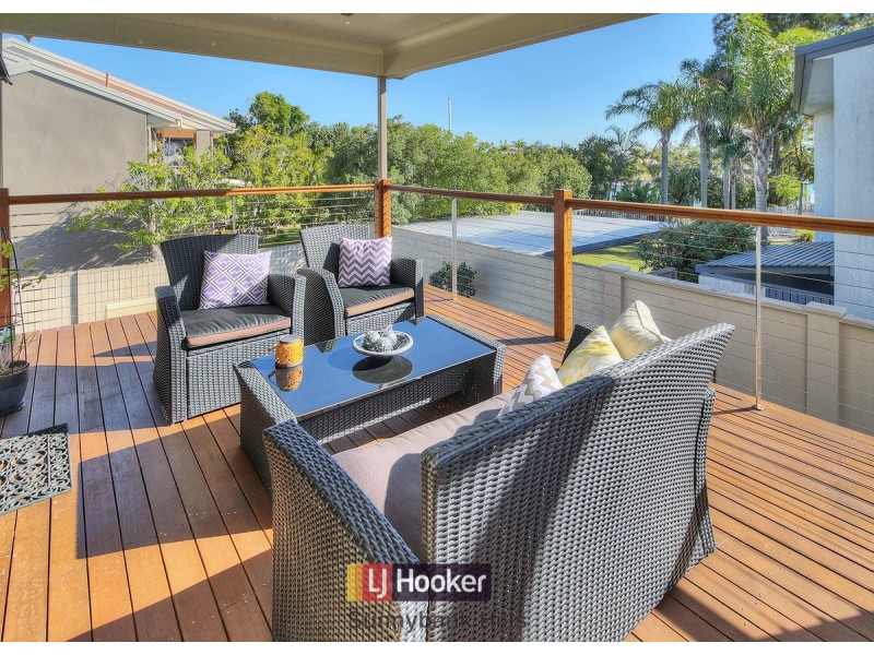 24 Compass Court, Raby Bay QLD 4163