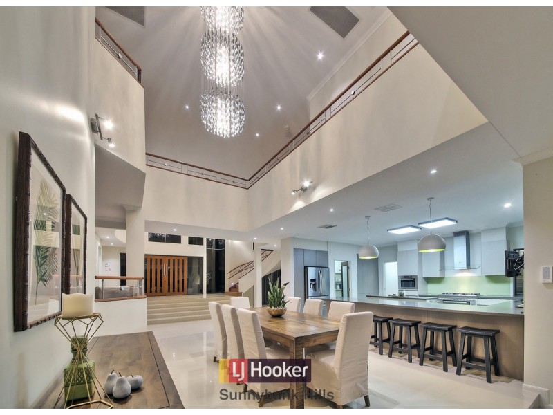 30 Lexton Street, Stretton QLD 4116