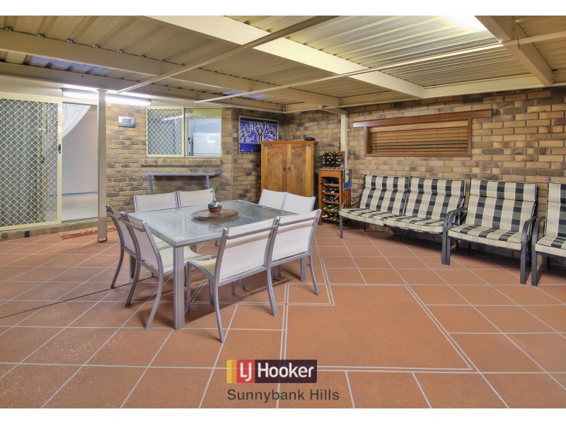 75 Golden Rain Place, Stretton QLD 4116