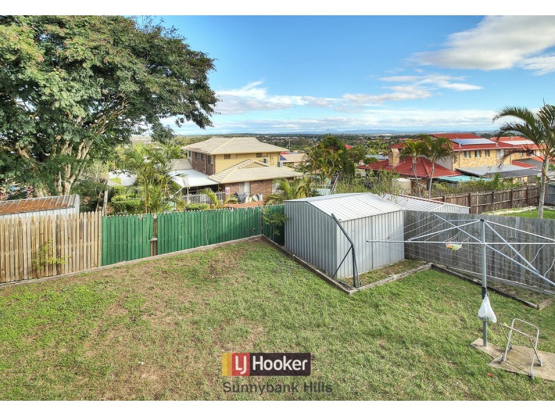 15 Chenin Street, Calamvale QLD 4116