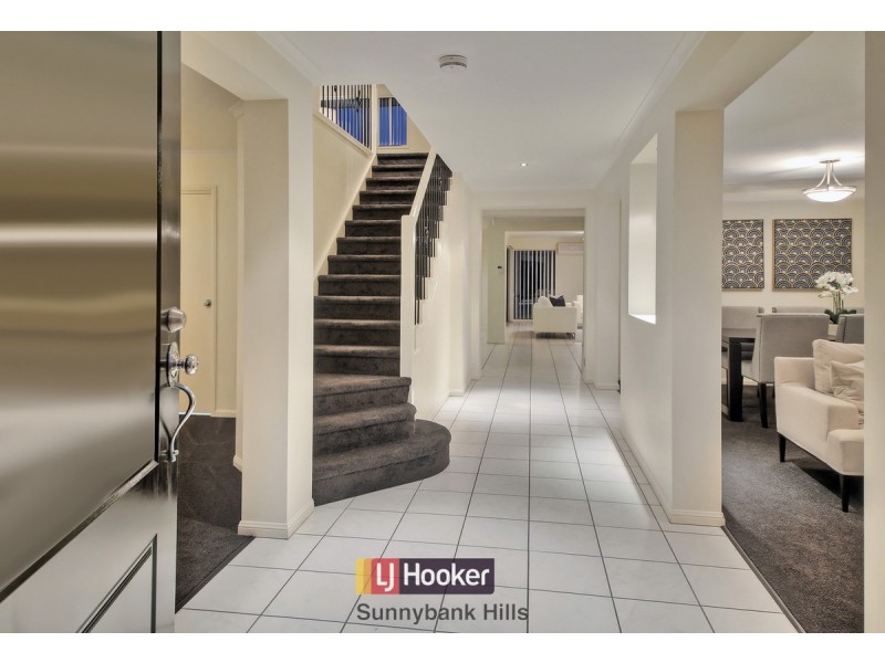 150 White Cedar Circuit, Stretton QLD 4116