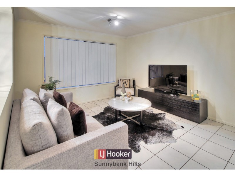 150 White Cedar Circuit, Stretton QLD 4116