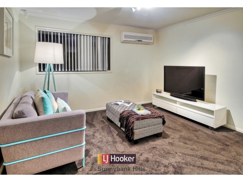 150 White Cedar Circuit, Stretton QLD 4116