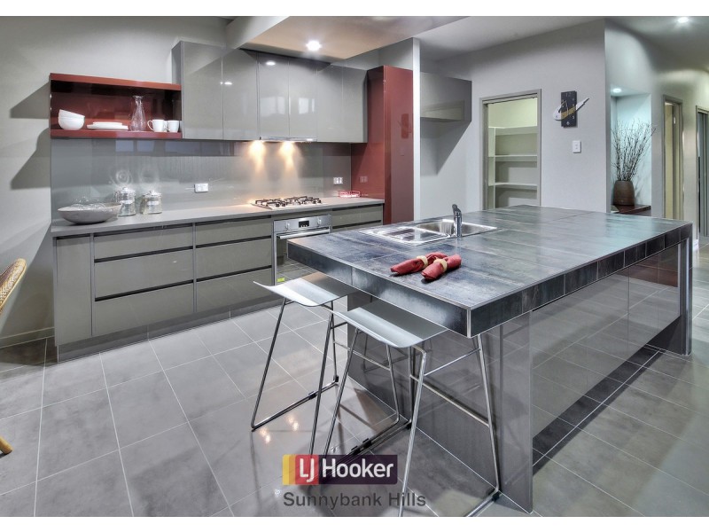 25 McDermott Parade, Rochedale QLD 4123