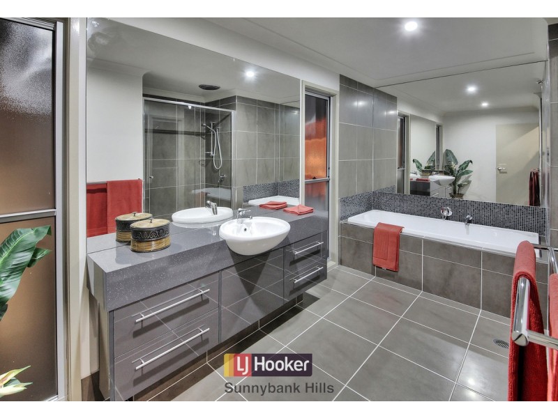 25 McDermott Parade, Rochedale QLD 4123