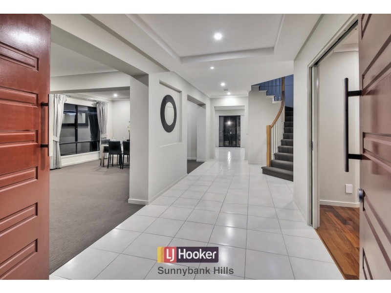 2 Snowbell Close, Stretton QLD 4116