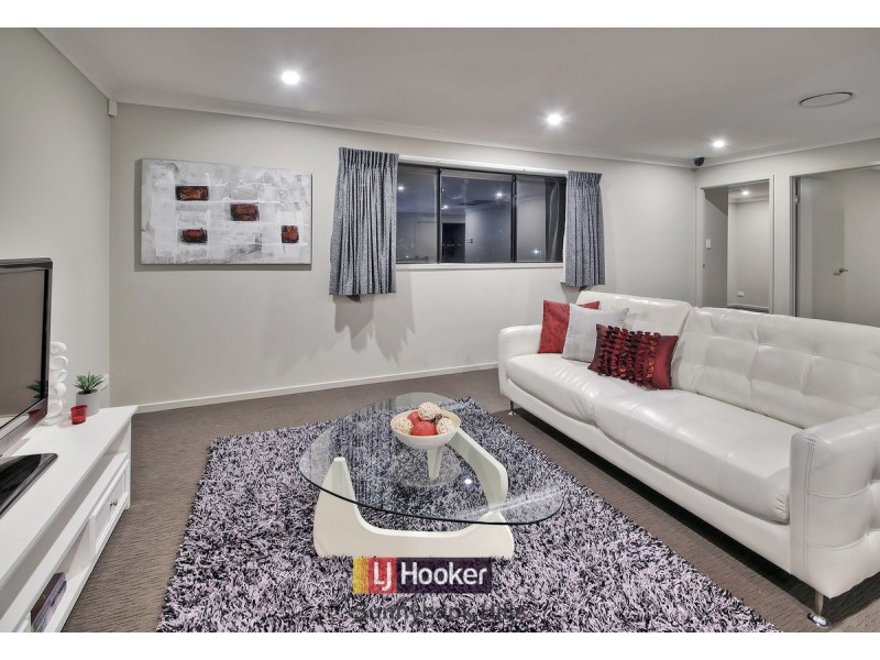 2 Snowbell Close, Stretton QLD 4116