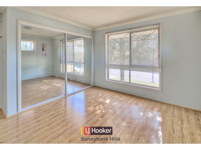 4 Bowerbird Place, Calamvale QLD 4116