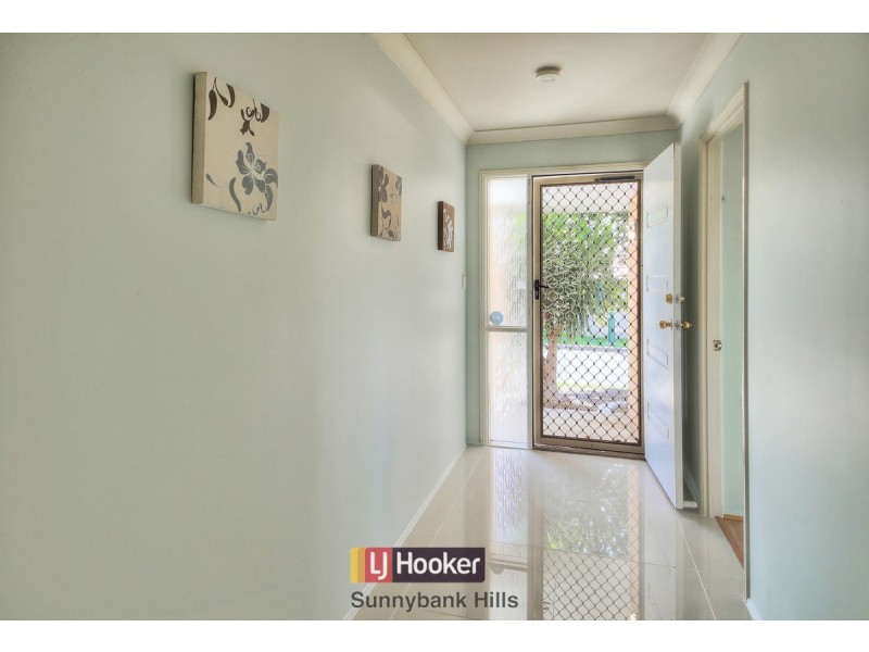 4 Bowerbird Place, Calamvale QLD 4116