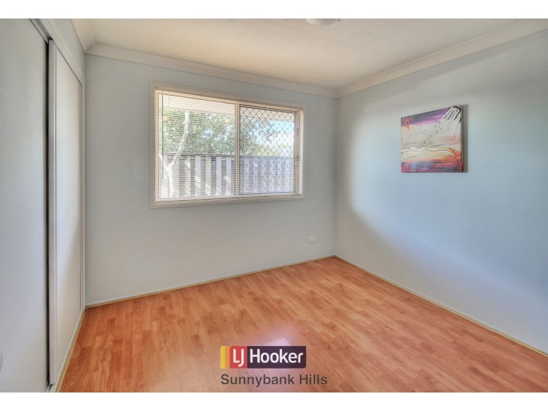4 Bowerbird Place, Calamvale QLD 4116