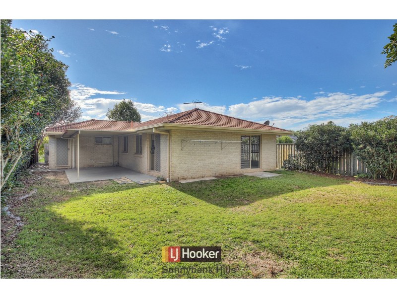 4 Bowerbird Place, Calamvale QLD 4116