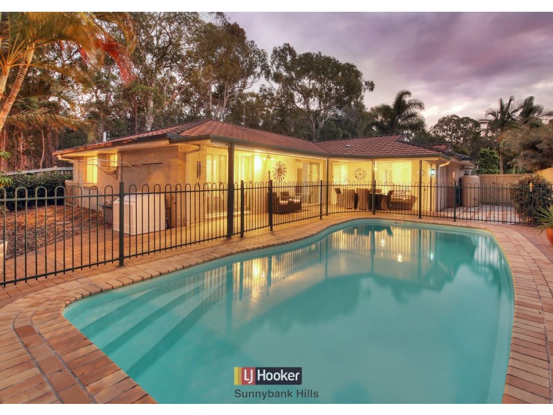 36 Waterlily Place, Calamvale QLD 4116