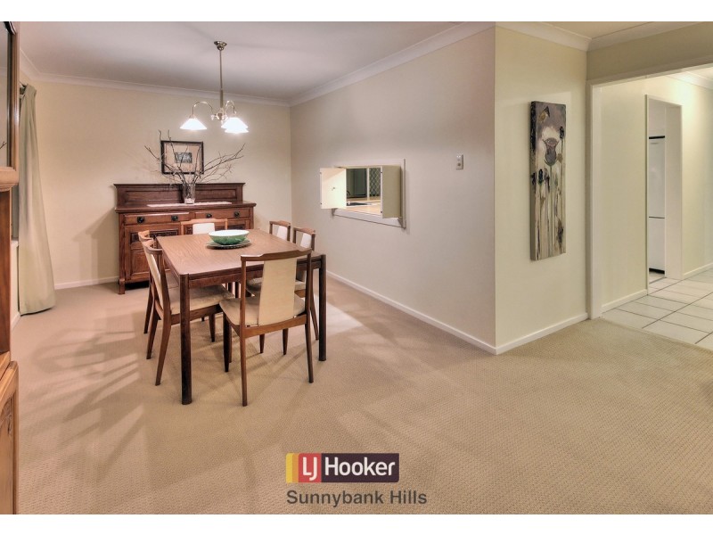 15 Mingera Street, Mansfield QLD 4122