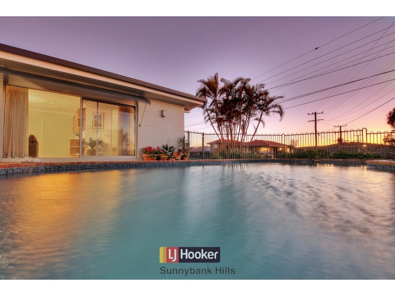 15 Mingera Street, Mansfield QLD 4122