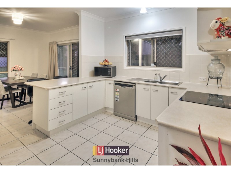 23 Solandra Crescent, Calamvale QLD 4116