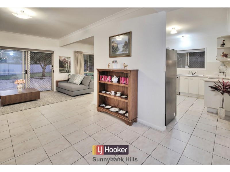 23 Solandra Crescent, Calamvale QLD 4116