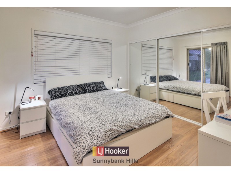 23 Solandra Crescent, Calamvale QLD 4116