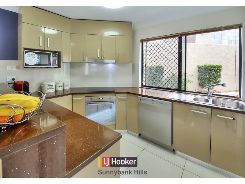 33 Doulton Street, Calamvale QLD 4116
