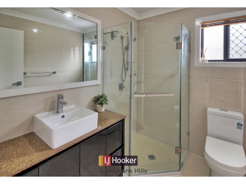 33 Doulton Street, Calamvale QLD 4116