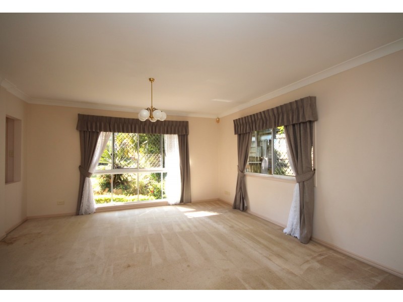 11 Tulipwood Place, Stretton QLD 4116