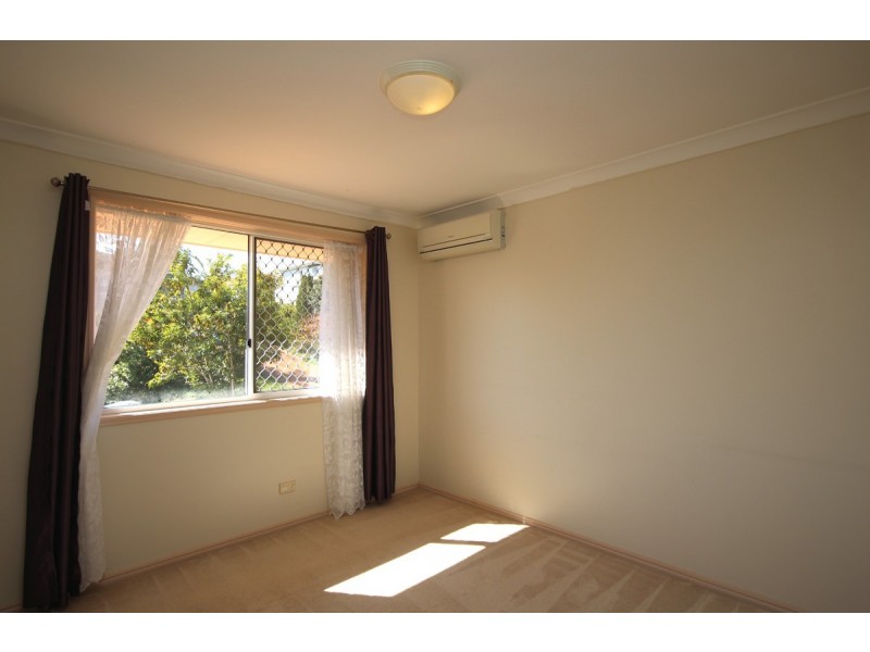 11 Tulipwood Place, Stretton QLD 4116