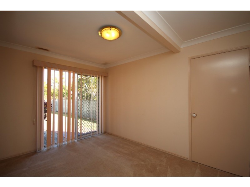 11 Tulipwood Place, Stretton QLD 4116