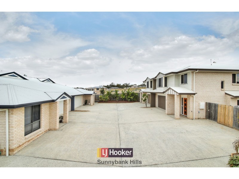 22 Charlton Place, Regents Park QLD 4118