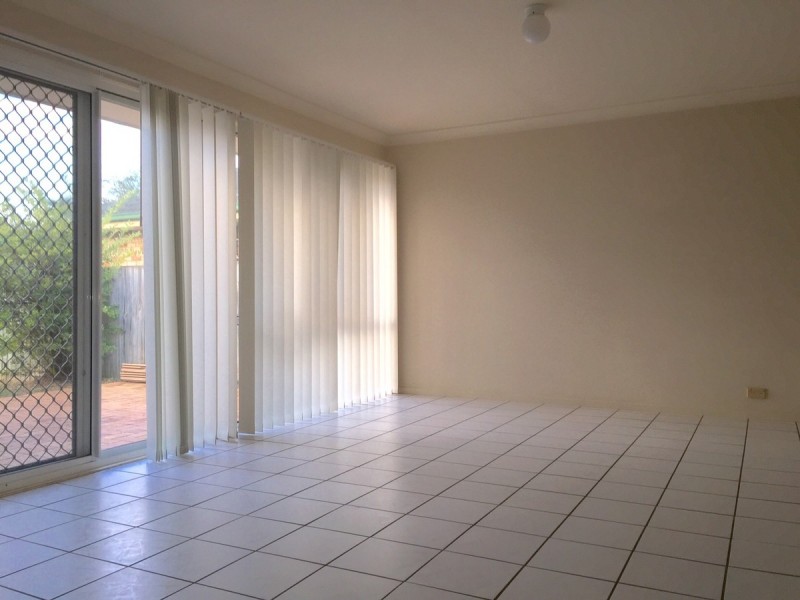 15 Emerald Place, Runcorn QLD 4113