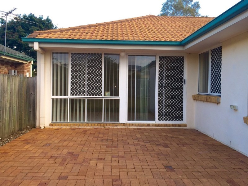 15 Emerald Place, Runcorn QLD 4113