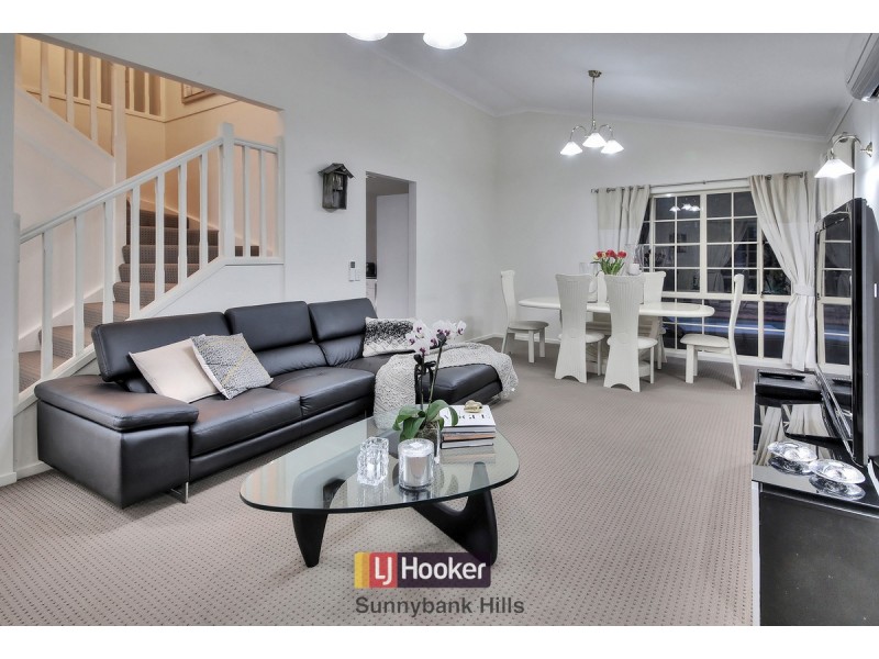 11 Jacaranda Place, Calamvale QLD 4116