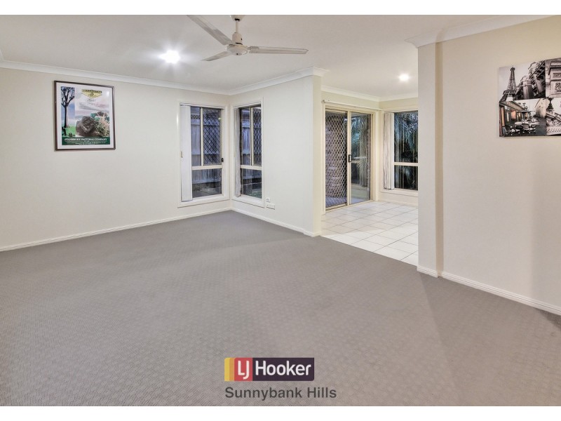 30 Adamson Way, Runcorn QLD 4113