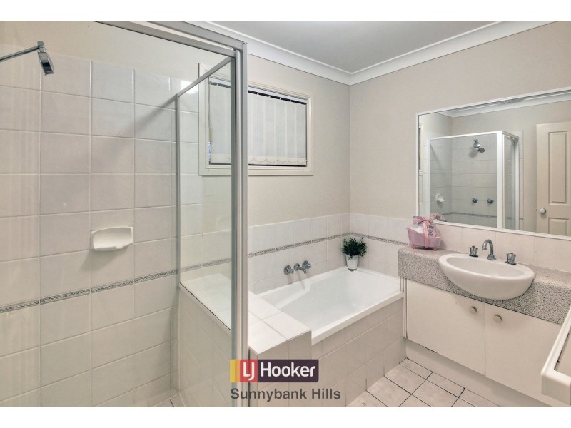 30 Adamson Way, Runcorn QLD 4113