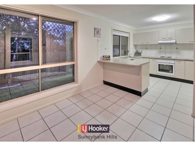 30 Adamson Way, Runcorn QLD 4113