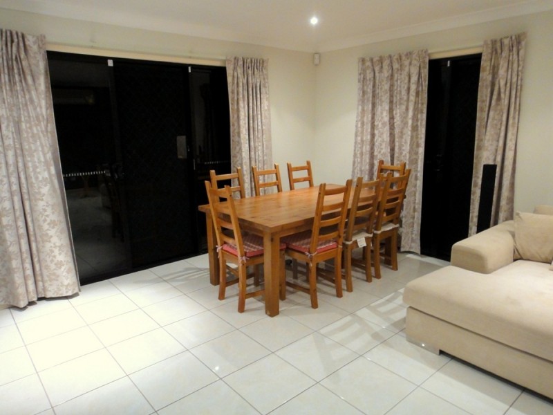 6 Simveesh Street, Calamvale QLD 4116