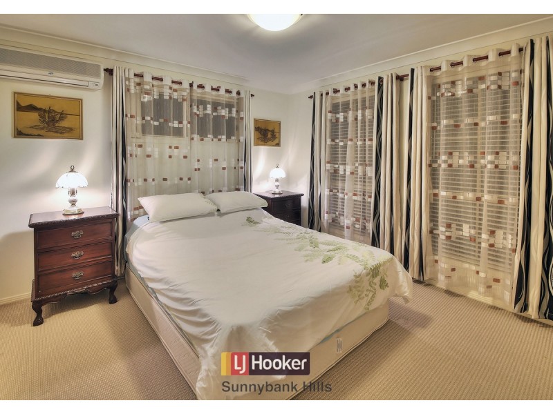 2 Calliandra Place, Calamvale QLD 4116