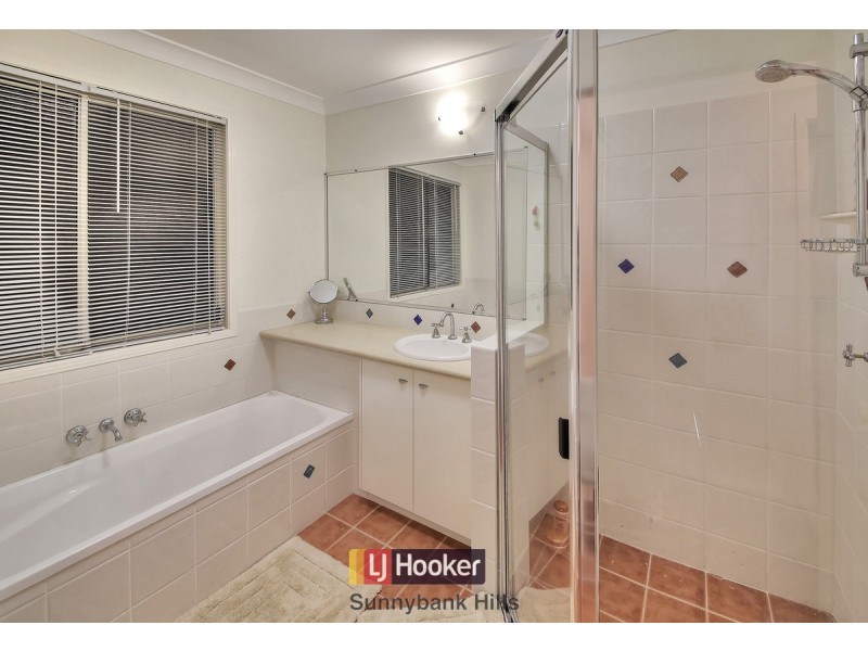 2 Calliandra Place, Calamvale QLD 4116