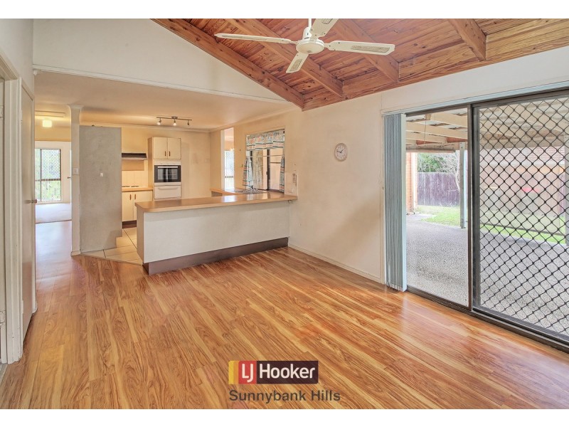 24 Williams Way, Calamvale QLD 4116