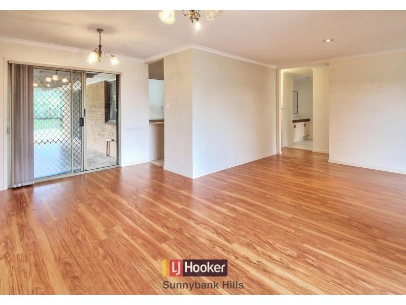 24 Williams Way, Calamvale QLD 4116