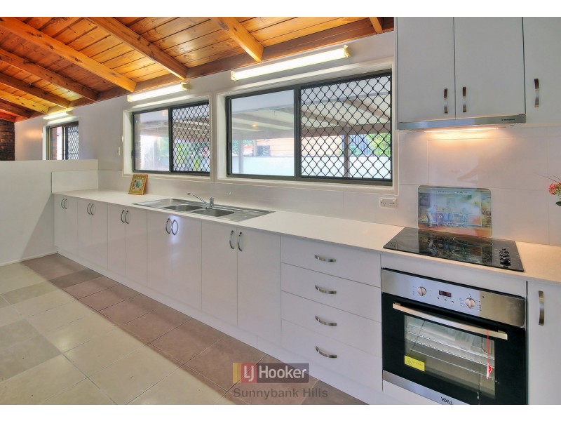 1 Fairmont Street, Runcorn QLD 4113