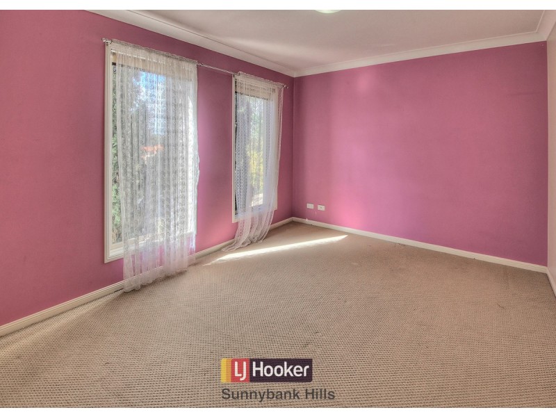 9 Naracoorte Place, Parkinson QLD 4115