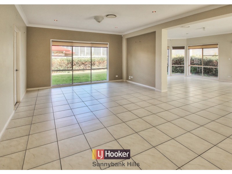9 Naracoorte Place, Parkinson QLD 4115