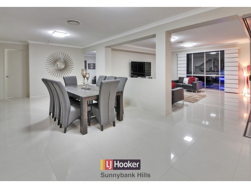 22 Willowleaf Close, Stretton QLD 4116