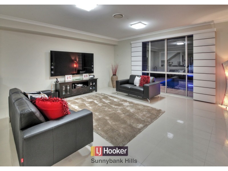 22 Willowleaf Close, Stretton QLD 4116