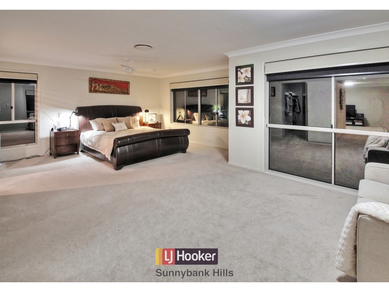 22 Willowleaf Close, Stretton QLD 4116