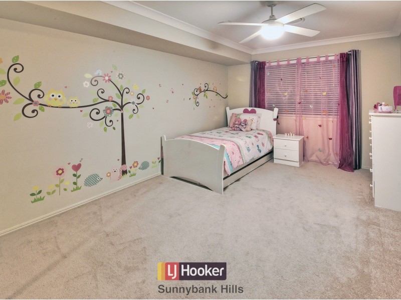 22 Willowleaf Close, Stretton QLD 4116
